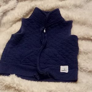 1 baby vest